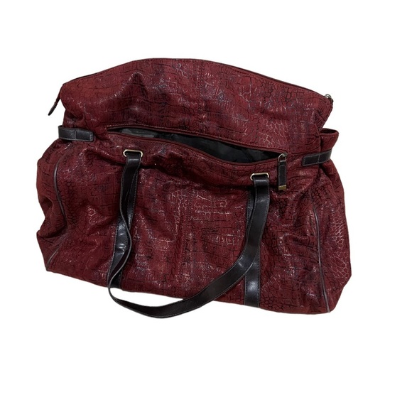 𝅺WEEKENDER bag - burgundy faux suede / amazing used condition - Picture 2 of 7